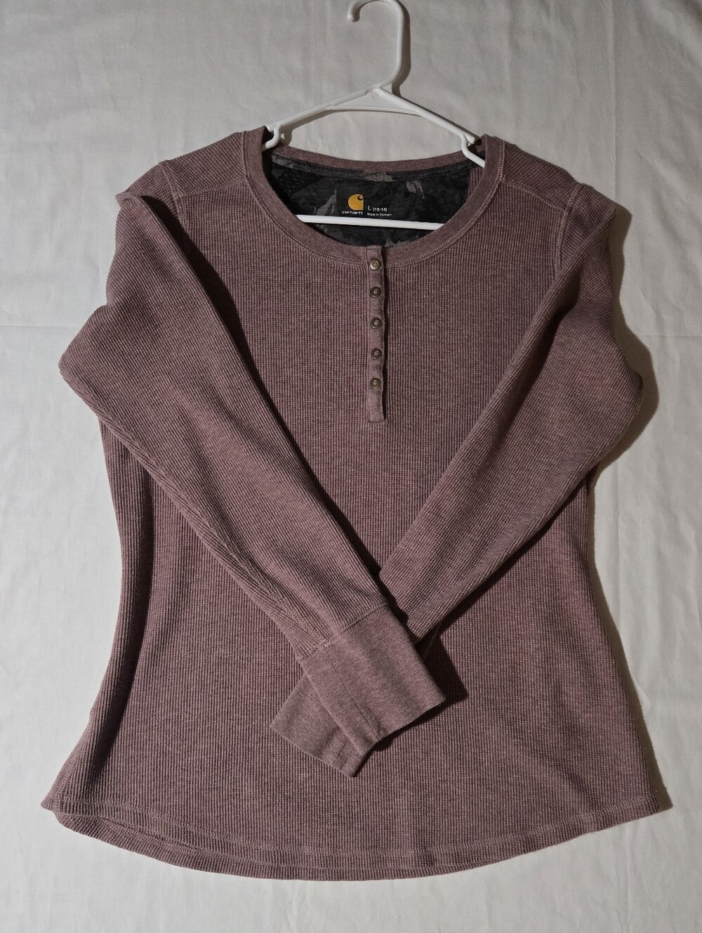 Carhartt Women’s Dusty Mauve Ribbed Henley Long Sleeve FALL WINTER OUTDOORS